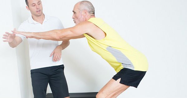 ejercicios de equilibrio para personas mayores