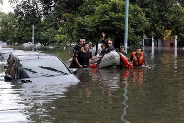 tomar-precauciones-medicas-durante-despues-de-la-inundacion