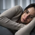 qué causa la soledad y la depresión y su efecto y tratamiento